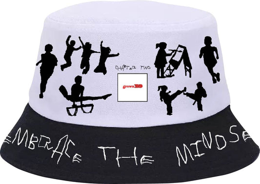 "EMBRACE THE MINDSET" BUCKET HAT in BLACK/WHITE